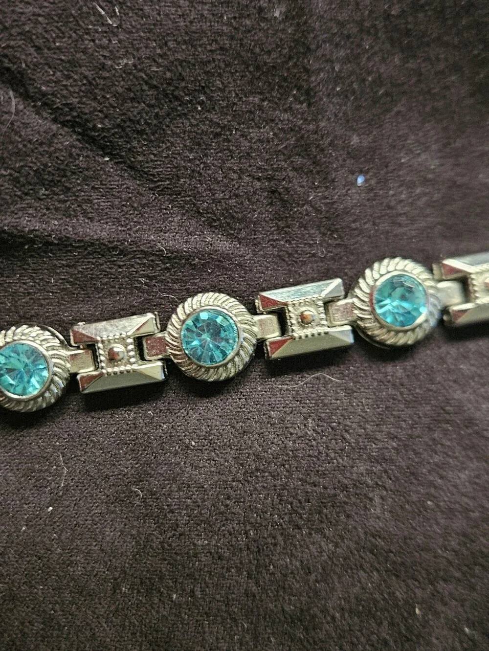 Vintage Silver Tone Scroll Link 7